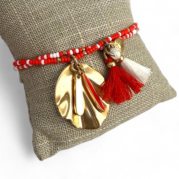 J Crew Beaded Stretch Bracelet Red and White Gold Tone Leaf Charm - Picture 5 of 6